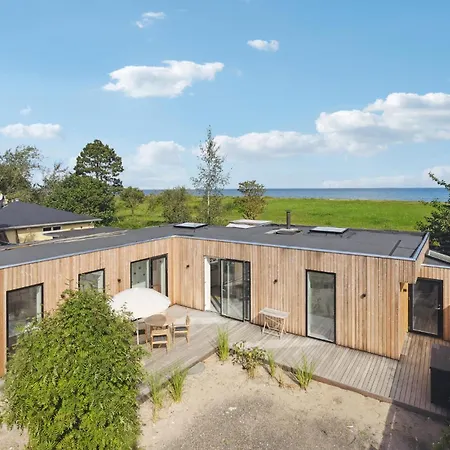 Front In With Sauna Feriehus *