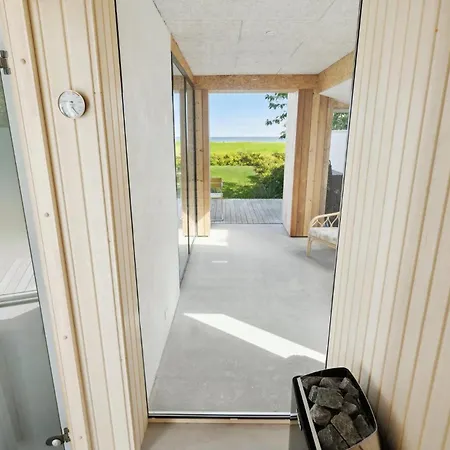 Front In With Sauna Feriehus